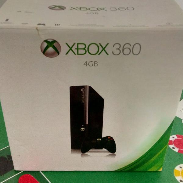 Xbox 360 Slim desbloqueado