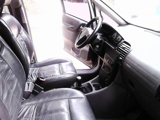 Zafira 2006 - 7 Lugares