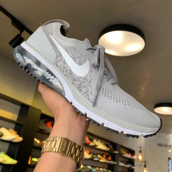 air max sequent