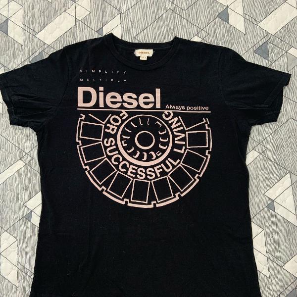 camiseta diesel masculina tamanho m