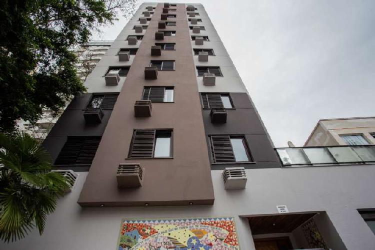 Apartamento para venda possui 148 metros quadrados com 4