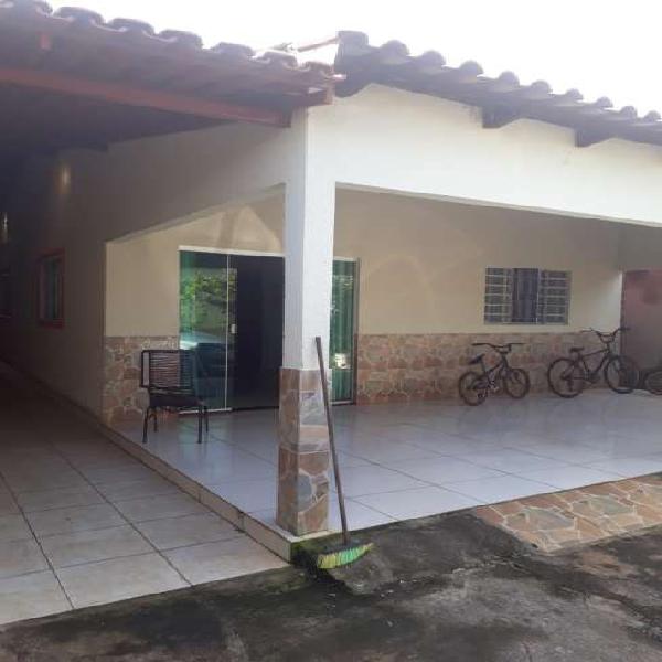 Casa para venda com 3 quartos em Residencial Ytapuã -