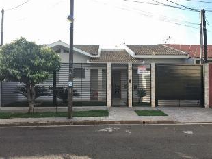 Casa à venda com 3 dormitórios Jd pinheiros