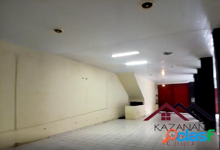 Loja Comercial Terrea - 520m² - com 15 m de frente - Bairro