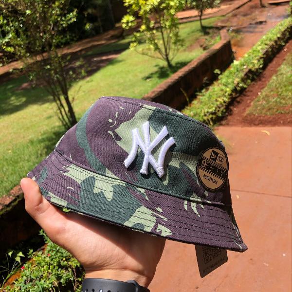 bucket new era camuflado