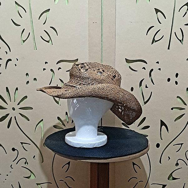 chapéu western vazado