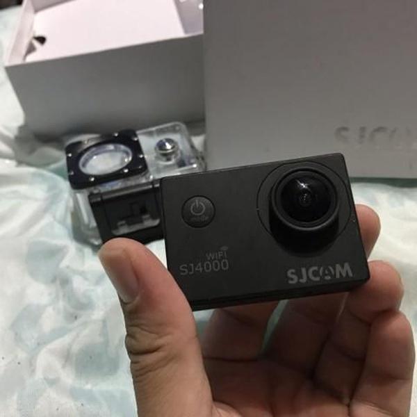 câmera sjcam sj4000 wifi preta + cartão de memória micro