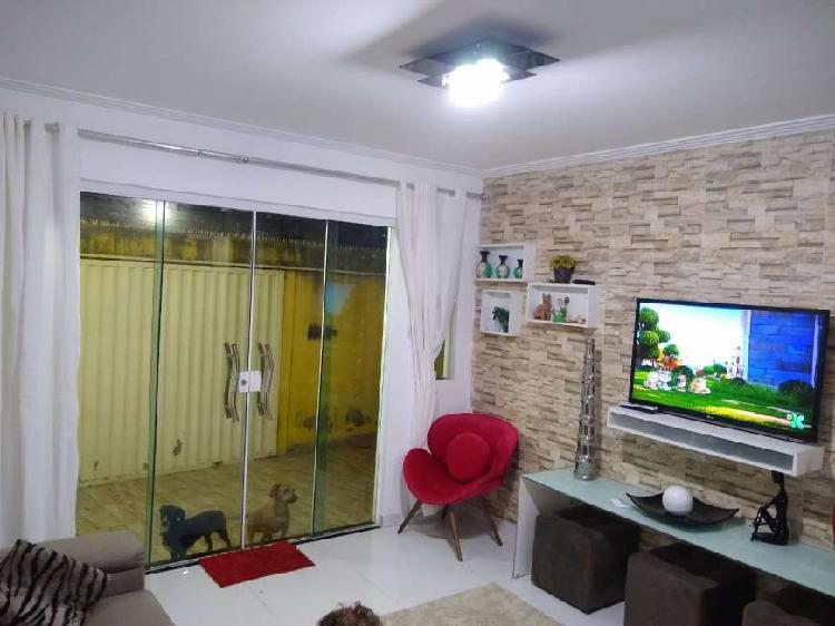 Apartamento em Lauro de Freitas. 2/4 ( sendo 1 suíte ),