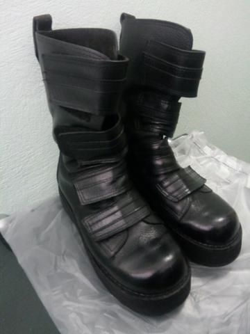 Bota Vilela Goths modelo Frankenstein