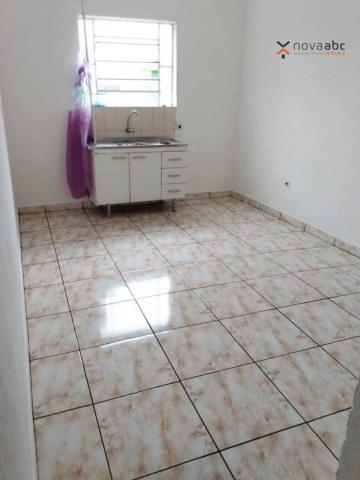 Casa com 1 dormitório para alugar, 45 m² por R$ 800/mês -