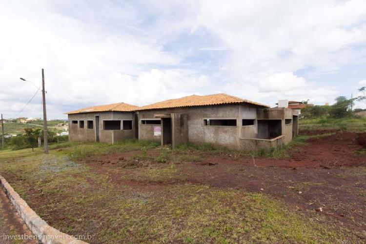 Casa em construção no Ville des Lacs