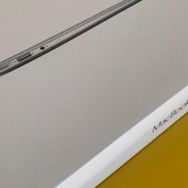 Macbook air 13 polegadas 2017 128gb novo