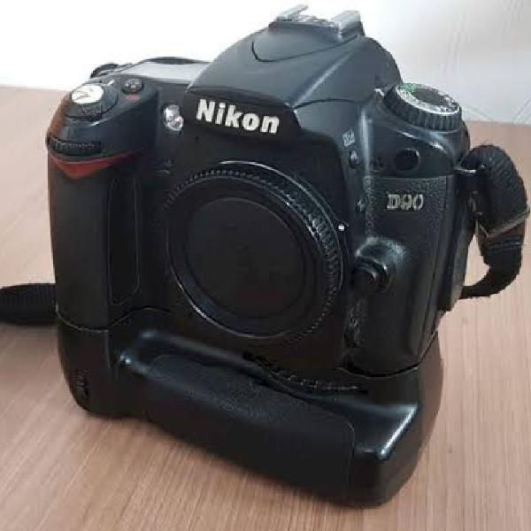 Nikon D90 com grip