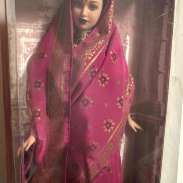 barbie princesa of india- item de colecionador