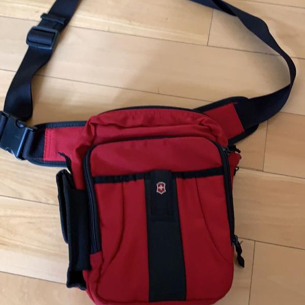 bolsinha victorinox