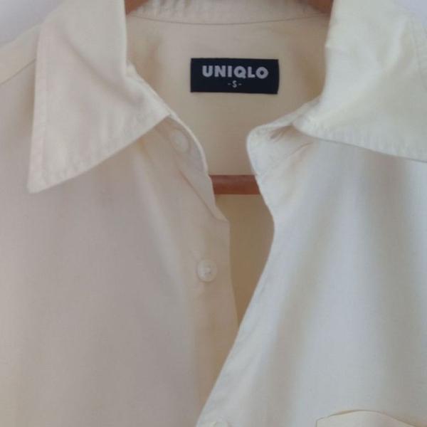 camisa masculina uniqlo