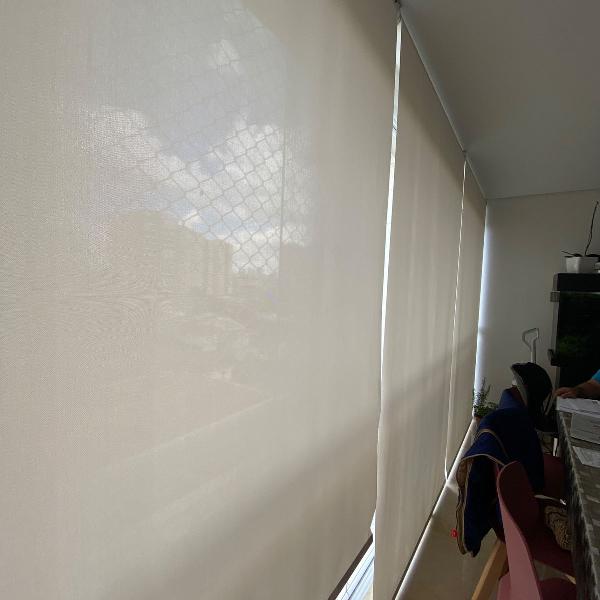 cortina persiana manual de rolo