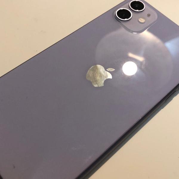 iphone 11 cor lilás