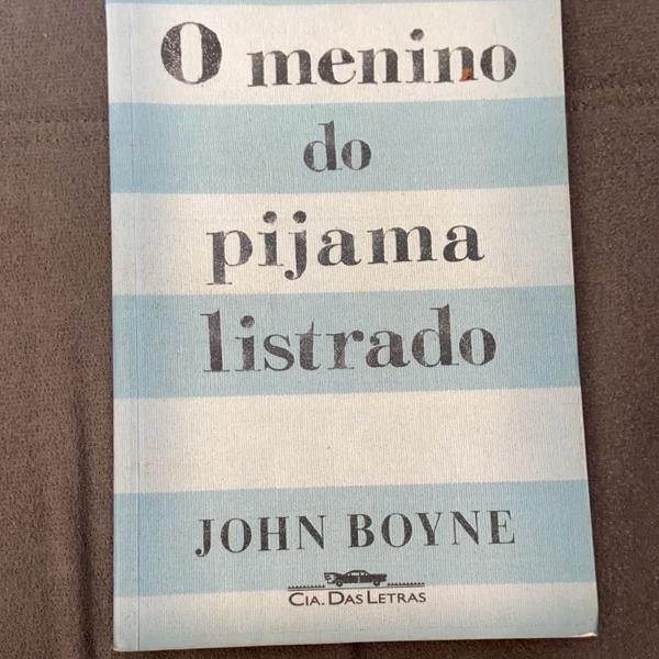 livro "menino do pijama listrado"