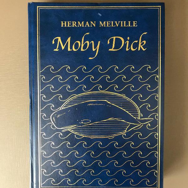 livro moby dick - herman melville (capa dura em couro)