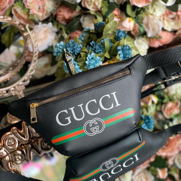 pochete gucci preta