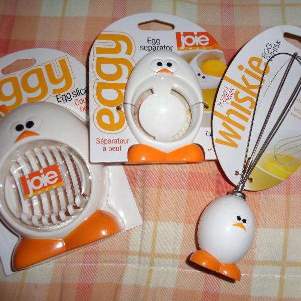 trio ajuda na cozinha