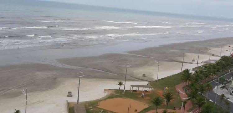 2 dormitórios com suíte frente mar- Praia Grande.