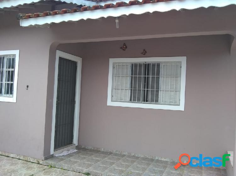 CASA COM 2 DORMITÓRIOS, AMPLA E AREJADA EM ITANHAÉM