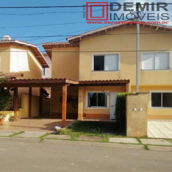 CASA RESIDENCIAL em Cotia - SP, Jardim Petrópolis