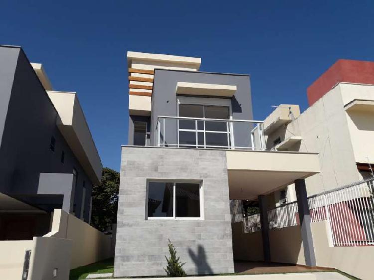 Casa Individual Nova com 3 dormitórios a venda no Campeche
