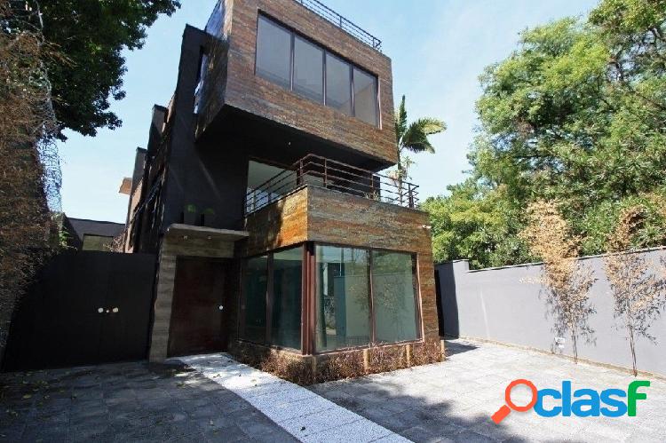 Excepcional imóvel - Acabamento de 1ª - 889 m² A. C. - 10