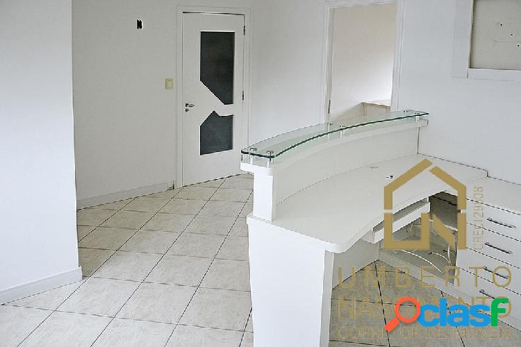 Sala comercial para locação no bairro Garcia em Blumenau.