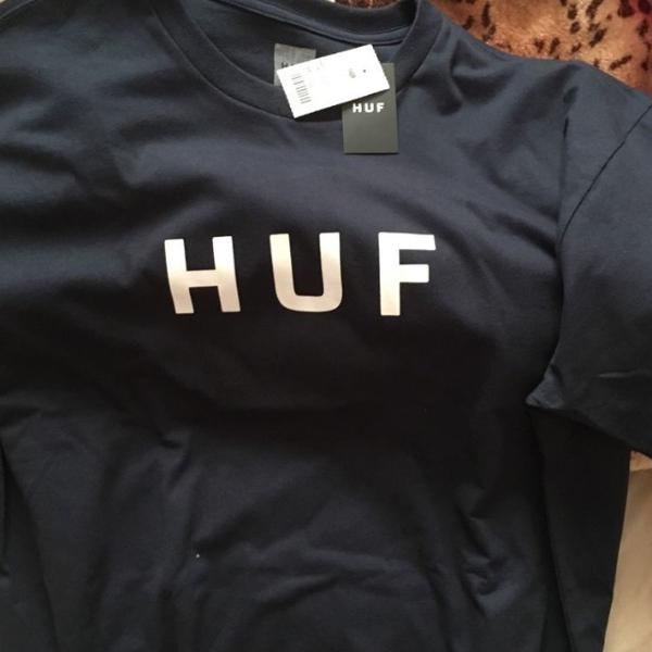 camiseta huf