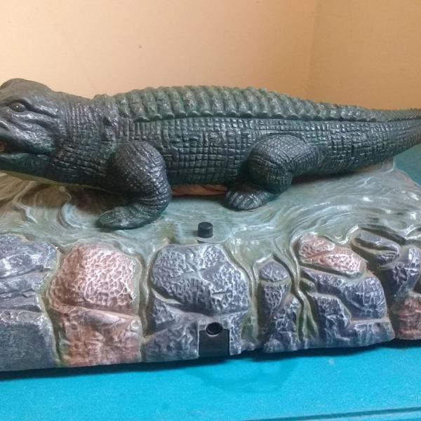 crocodilo cantador veja