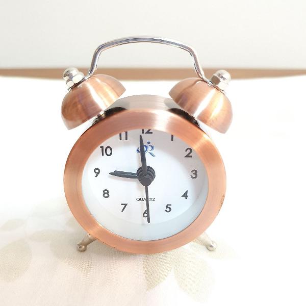 relógio despertador vintage