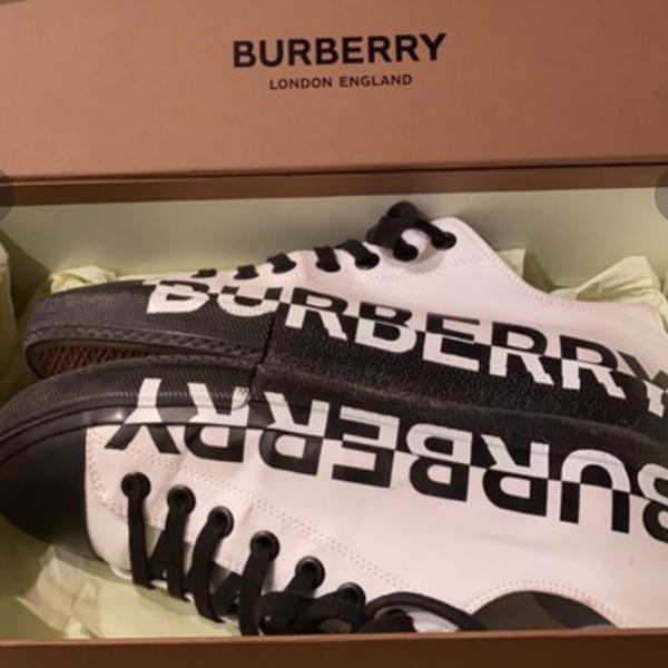 tênis burberry