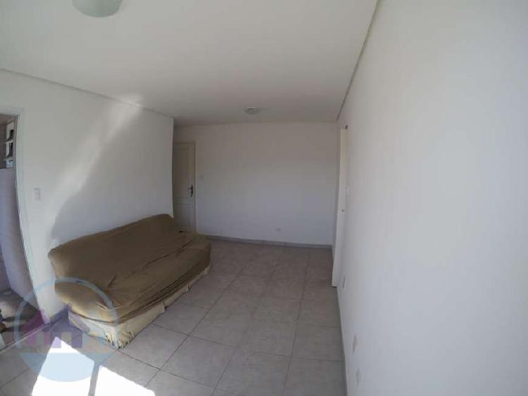 Apartamento para Aluguel com 82 metros em Santos - SP