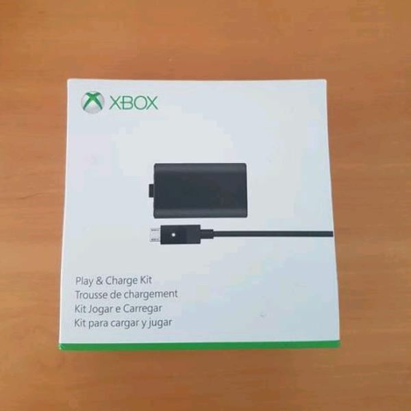 Bateria para controle - Xbox One / Kit Play and Charge