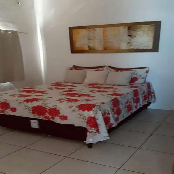 Casa para venda com 54 metros quadrados com 1 quarto em