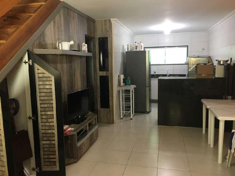 Cod:V404 – Casa independente c/ 2 suítes mobiliada