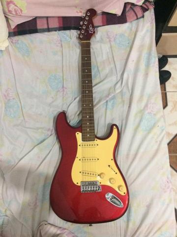 Guitarra stratocaster Eagle vermelha brilhante