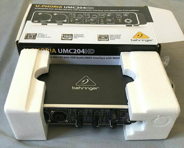 Interface de audio behringer umc 204 hd