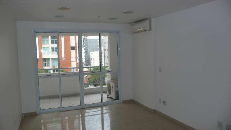 Sala/Conjunto para aluguel possui 32 metros quadrados em