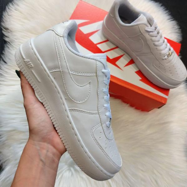 TÊNIS NIKE AIR FORCE ONE BRANCO