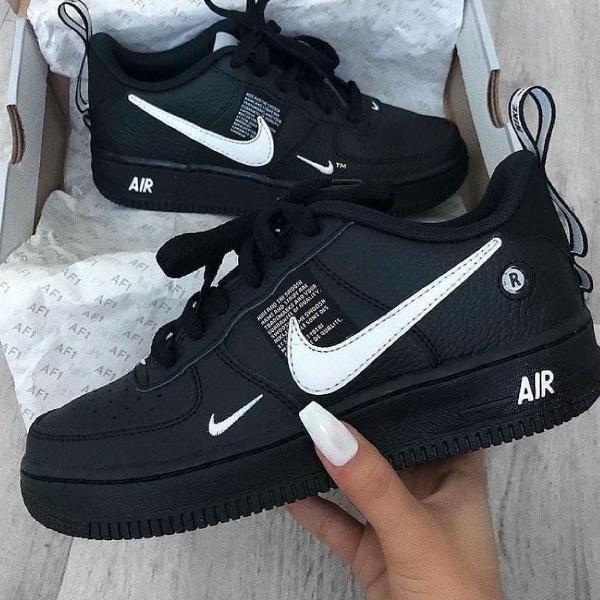 TÊNIS NIKE AIR FORCE PRETO BRANCO ENVIO IMEDIATO