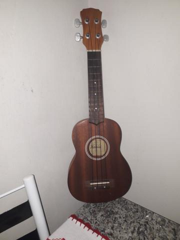 Vendo Ukulele