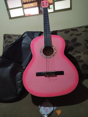 Violão rosa