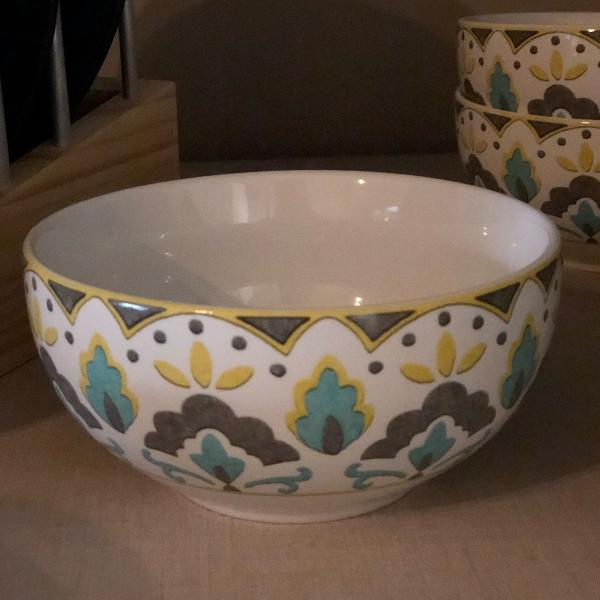 04 bowls porcelana nunca usado