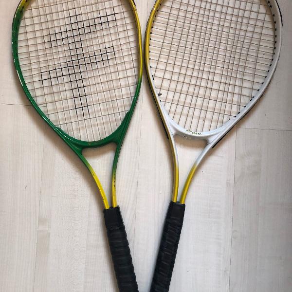 2 raquetes de tênis