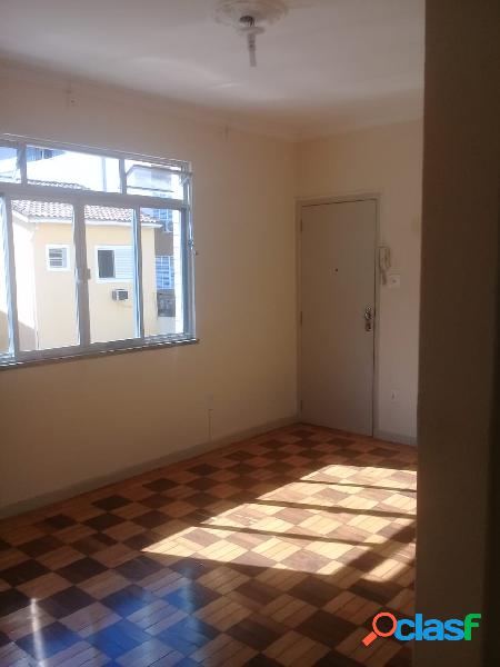 Apartamento 2 Dormitórios - Vazio - Garagem- Vila Belmiro